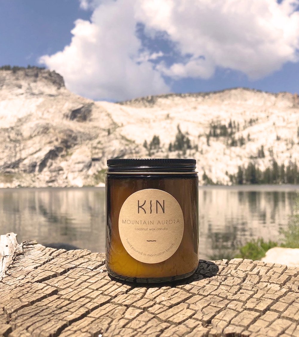 Mountain Aurora Kin Candle