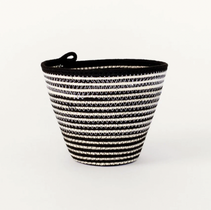 Black and White Stripe Rope Planter